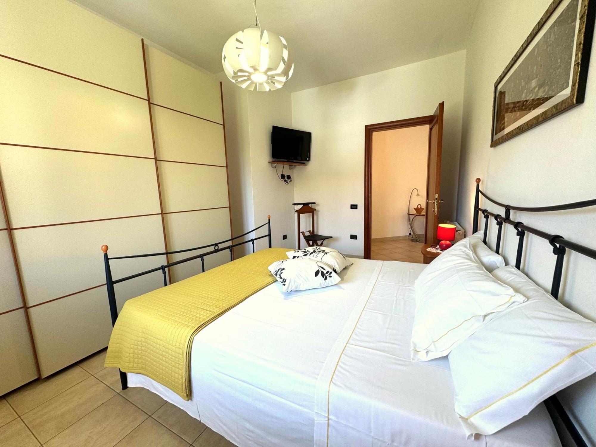 Apartamento Rosa's House - zona ospedaliera Cagliari Exterior foto